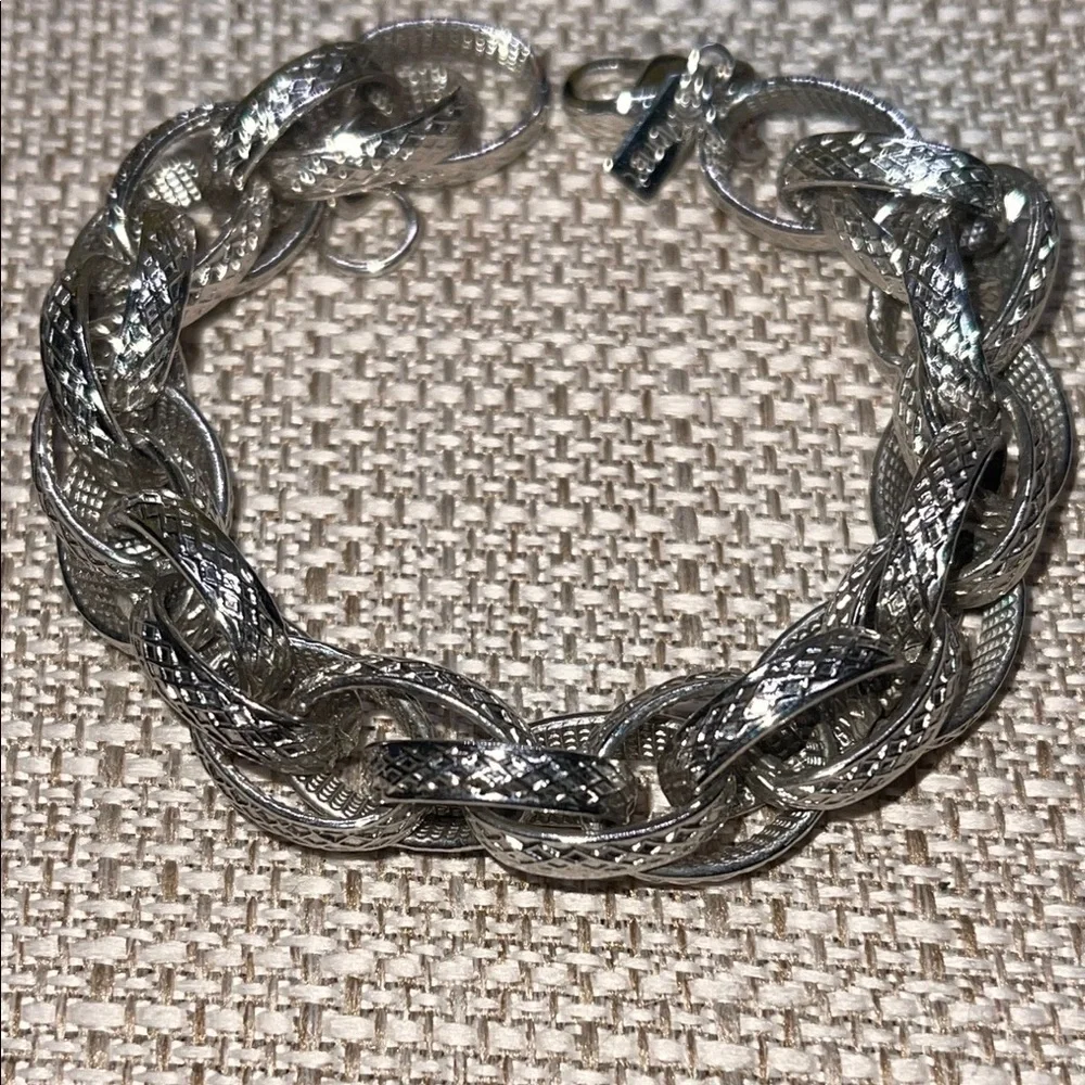Vintage Gorgeous Silver tone Monet chunky multi link Bracelet size 6.5